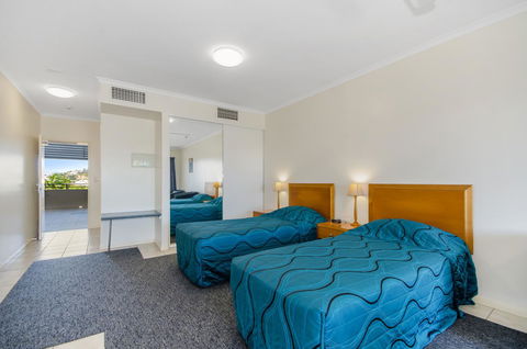 Madison Ocean Breeze Apartments - Foster Accommodation 10