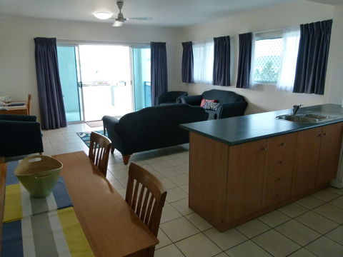 Madison Ocean Breeze Apartments - Foster Accommodation 25