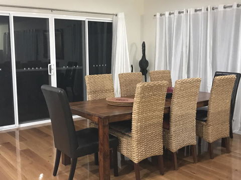 Whitsunday Luxury Homes - Foster Accommodation 35