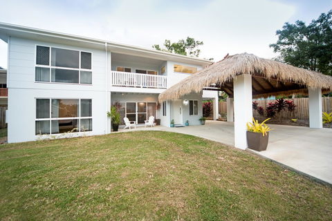 Whitsunday Luxury Homes - Foster Accommodation 6