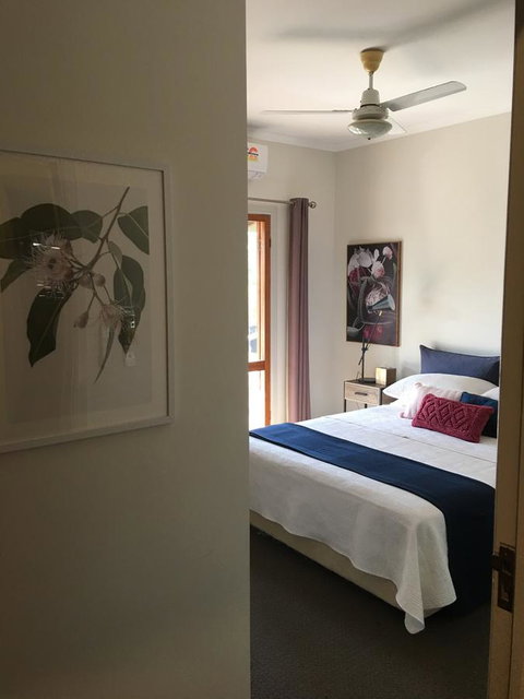 The Hideaway Agnes Water (Adults Only) - Foster Accommodation 2