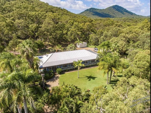 The Hideaway Agnes Water (Adults Only) - Foster Accommodation 10