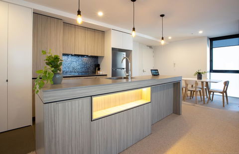 Qube Broadbeach - Foster Accommodation 12