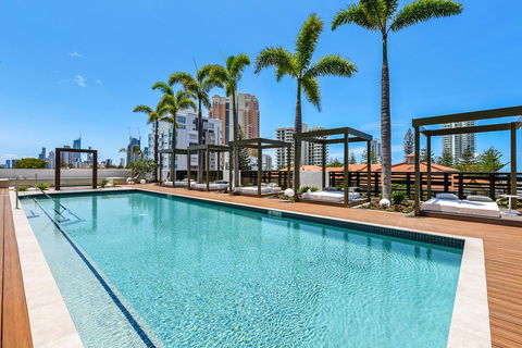 Qube Broadbeach - Foster Accommodation 29