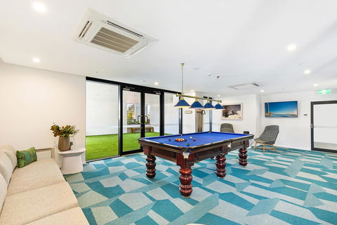 Qube Broadbeach - Foster Accommodation 34