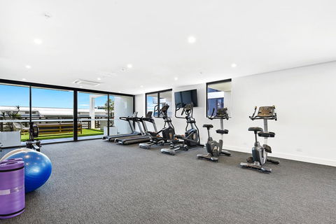 Qube Broadbeach - Foster Accommodation 35