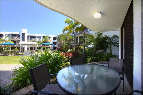 Headland Tropicana Resort - Foster Accommodation 26