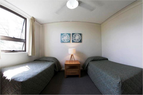 Headland Tropicana Resort - Foster Accommodation 35