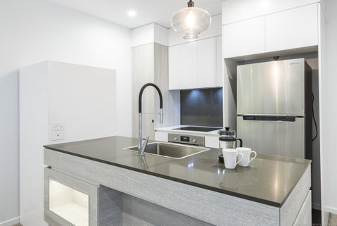 Boardwalk Burleigh Beach - Official - Foster Accommodation 38