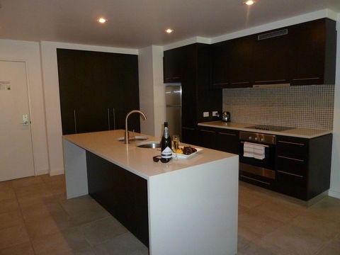 Penthouse 239 At See Temple Port Douglas - Foster Accommodation 3