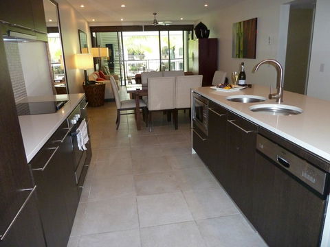 Penthouse 239 At See Temple Port Douglas - Foster Accommodation 2
