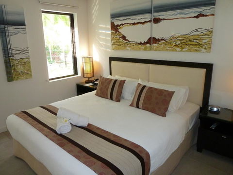 Penthouse 239 At See Temple Port Douglas - Foster Accommodation 9