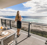 Iconic Kirra Beach Resort - Foster Accommodation
