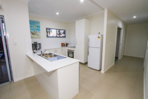 Agnes Sails - Foster Accommodation 3