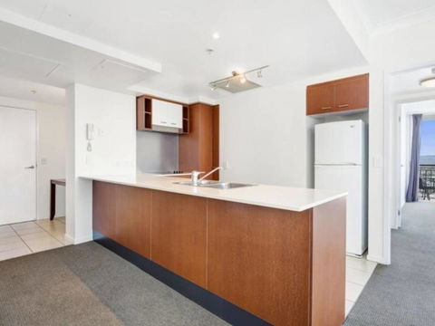 Beach Stay - Ocean & Riverview Resort Chevron Renaissance Central Surfers Paradise - Foster Accommodation 11
