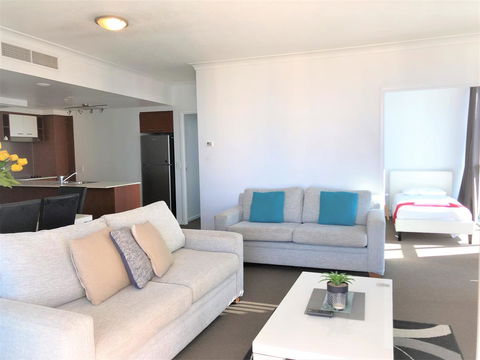 Beach Stay - Ocean & Riverview Resort Chevron Renaissance Central Surfers Paradise - Foster Accommodation 19