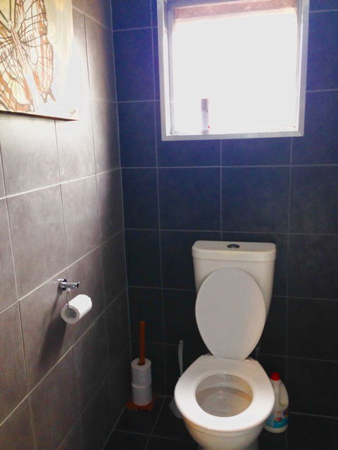 XYL Pets Friendly Seaside Boutique Guesthouse - Foster Accommodation 5