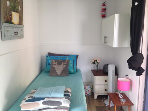 XYL Pets Friendly Seaside Boutique Guesthouse - Foster Accommodation 28