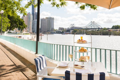 Stamford Plaza Brisbane - Foster Accommodation 16