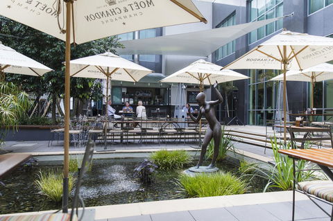 Stamford Plaza Brisbane - Foster Accommodation 20