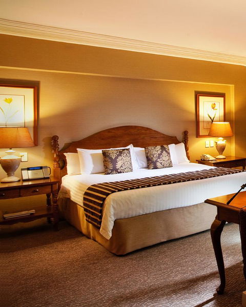 Stamford Plaza Brisbane - Foster Accommodation 33