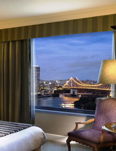 Stamford Plaza Brisbane - Foster Accommodation 14