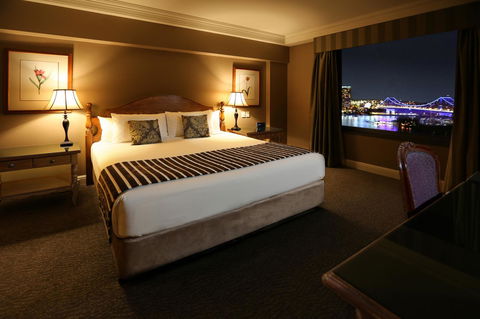 Stamford Plaza Brisbane - Foster Accommodation 4