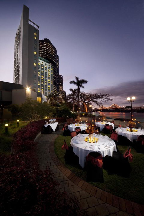 Stamford Plaza Brisbane - Foster Accommodation 38