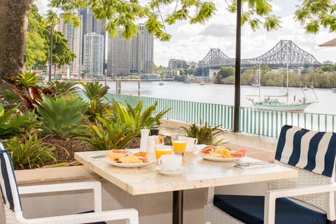 Stamford Plaza Brisbane - Foster Accommodation 8