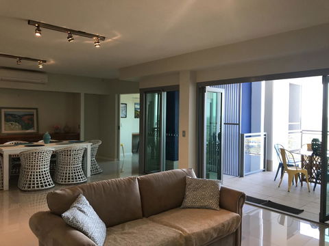 Proximity Waterfront Apartments - Foster Accommodation 17