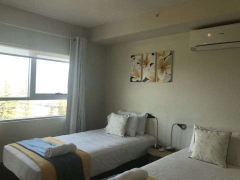 Proximity Waterfront Apartments - Foster Accommodation 15