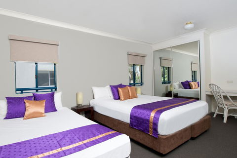 Park Regis Anchorage - Foster Accommodation 18