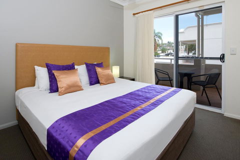 Park Regis Anchorage - Foster Accommodation 16