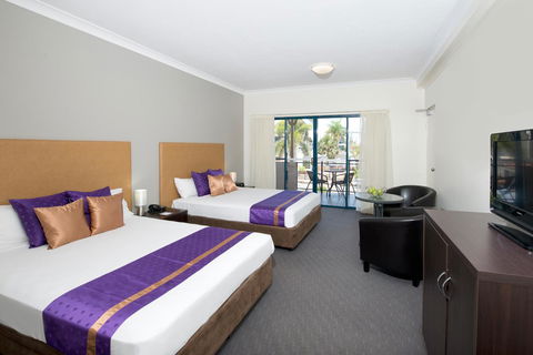 Park Regis Anchorage - Foster Accommodation 12