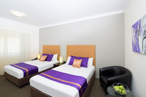 Park Regis Anchorage - Foster Accommodation 8