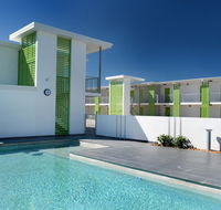 Mackay Oceanside Central Hotel - Foster Accommodation