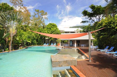 Oasis At Palm Cove - Foster Accommodation 24