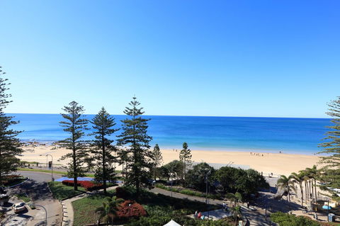 Peninsular Beachfront Resort - Foster Accommodation 16