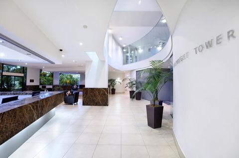 Peninsular Beachfront Resort - Foster Accommodation 25
