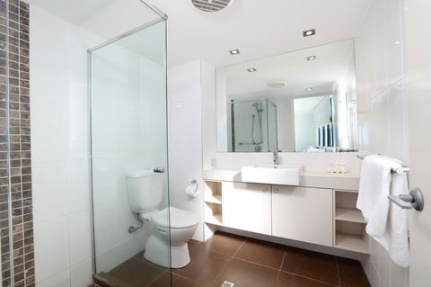 Peninsular Beachfront Resort - Foster Accommodation 6