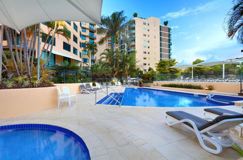 Peninsular Beachfront Resort - Foster Accommodation 12