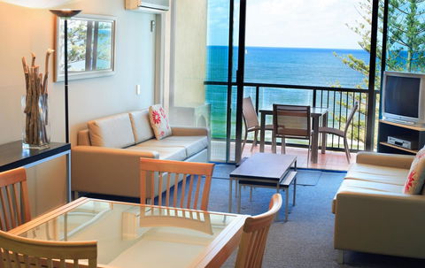 Peninsular Beachfront Resort - Foster Accommodation 43