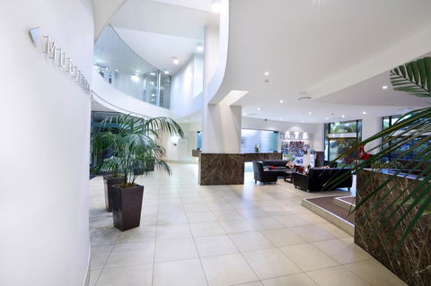 Peninsular Beachfront Resort - Foster Accommodation 19