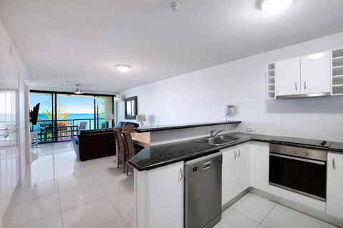 Peninsular Beachfront Resort - Foster Accommodation 21