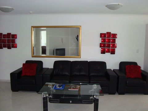 Grosvenor Beachfront Apartments Surfers Paradise - Foster Accommodation 27