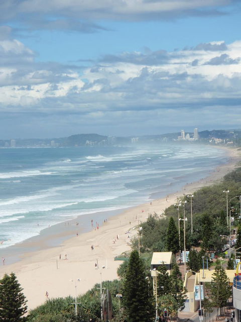 Grosvenor Beachfront Apartments Surfers Paradise - Foster Accommodation 12