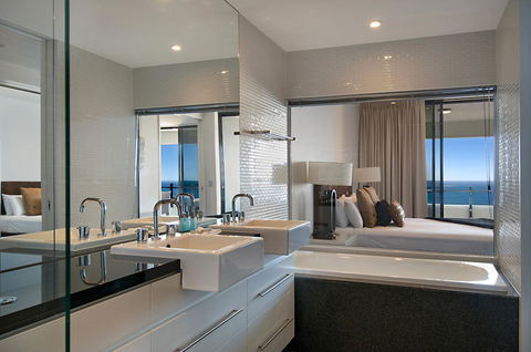 The Wave Resort - Foster Accommodation 22