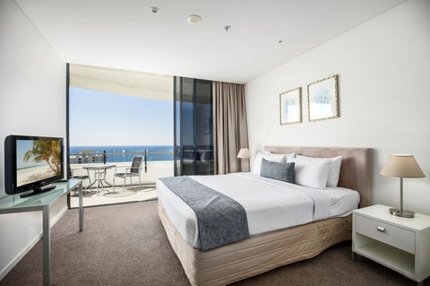 The Wave Resort - Foster Accommodation 10