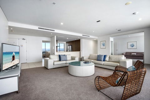 The Wave Resort - Foster Accommodation 5