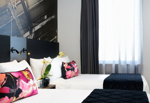 Sage Hotel James Street - Foster Accommodation 13